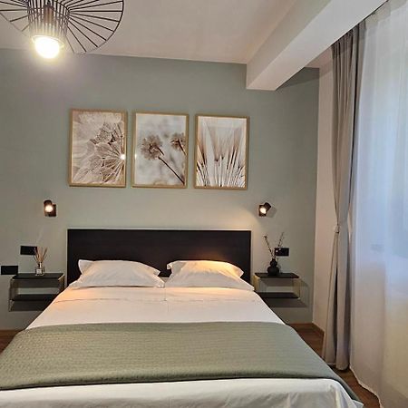 Exclusive Living Apartment 布加勒斯特 外观 照片