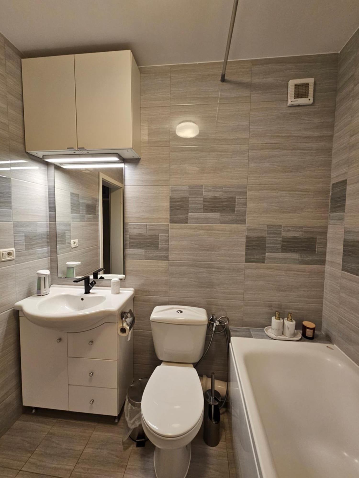 Exclusive Living Apartment 布加勒斯特 外观 照片