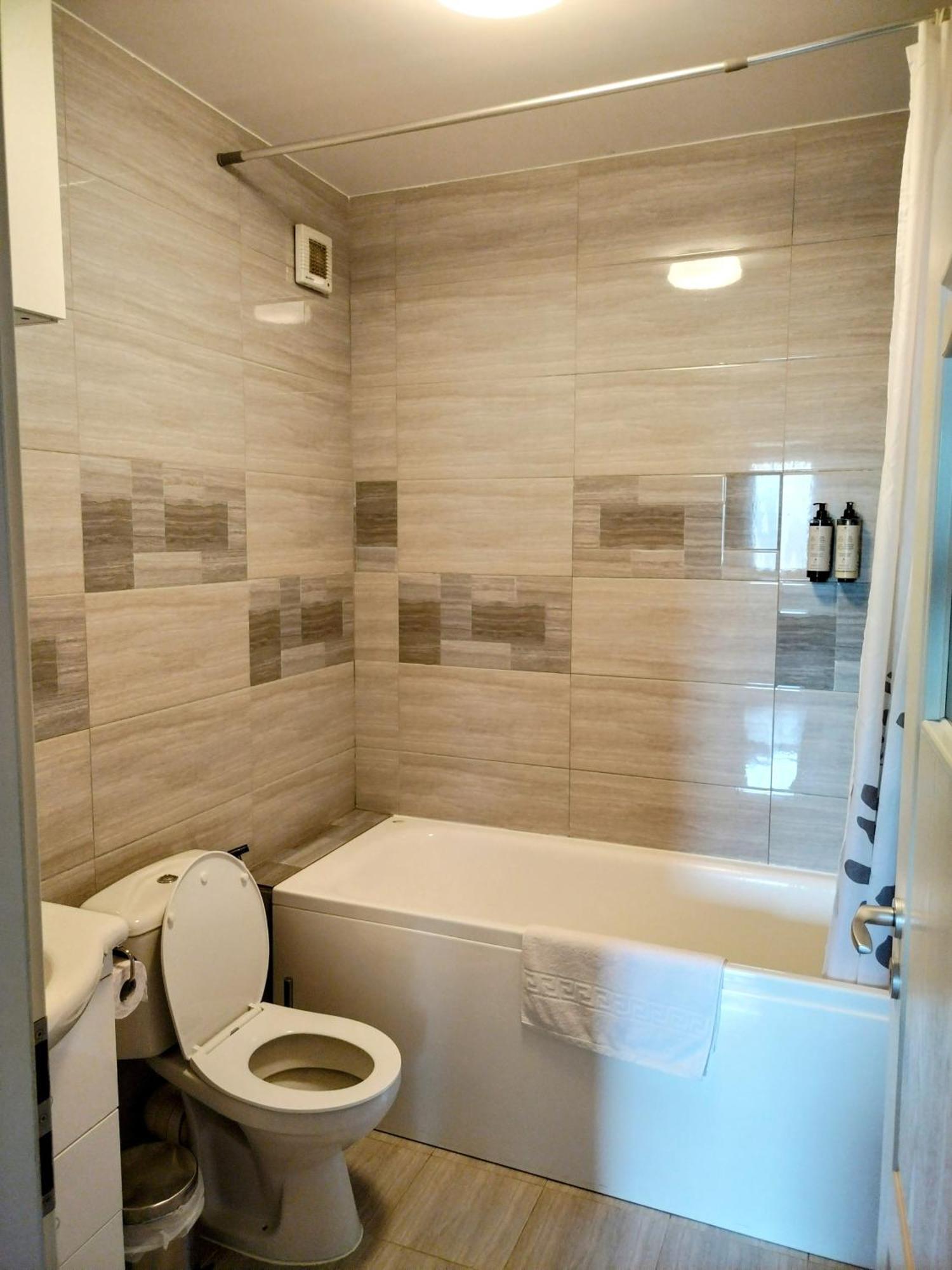 Exclusive Living Apartment 布加勒斯特 外观 照片